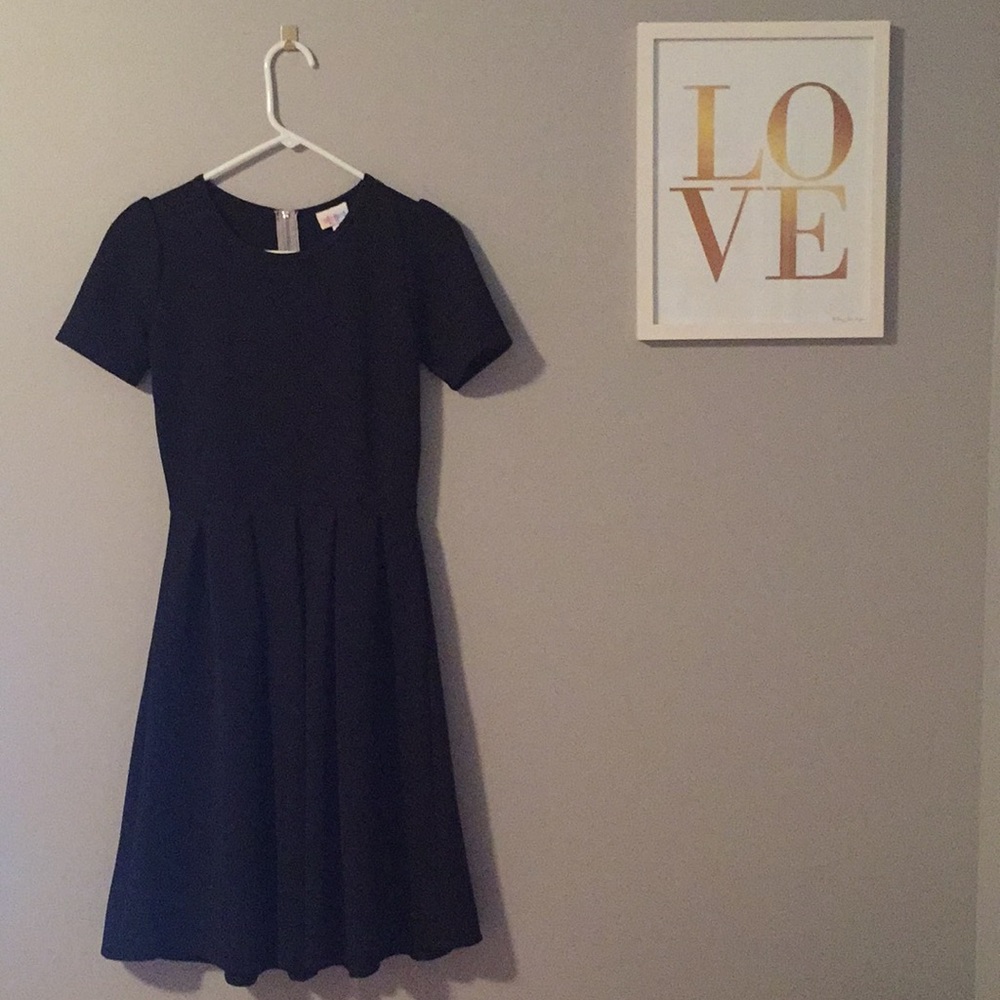 Lularoe Amelia Black XS